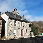 Feriehus Maison Familiale Et Authentique Saint-Jacques-des-Blats
