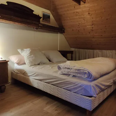 Casa de Férias Maison Familiale Et Authentique Saint-Jacques-des-Blats